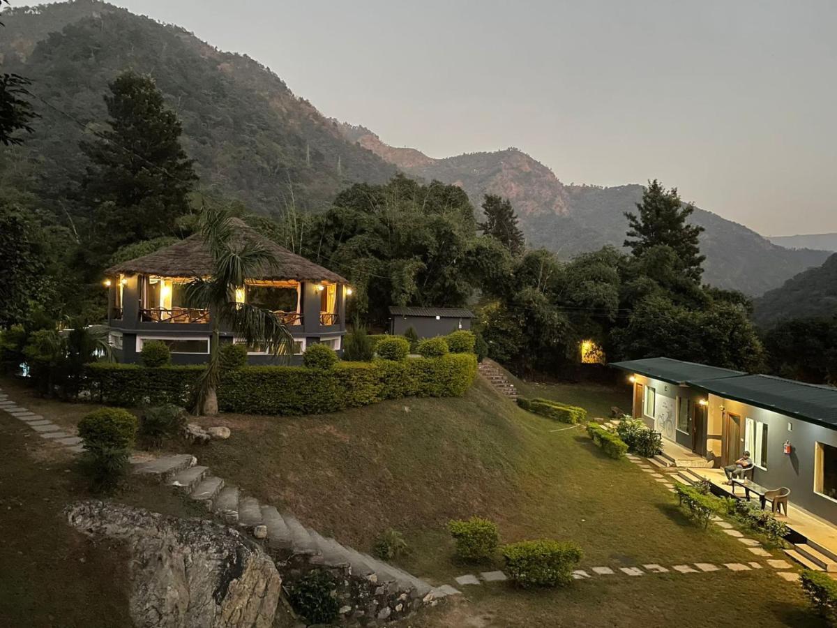 Sky Ganga Resort Narendra Nagar 外观 照片